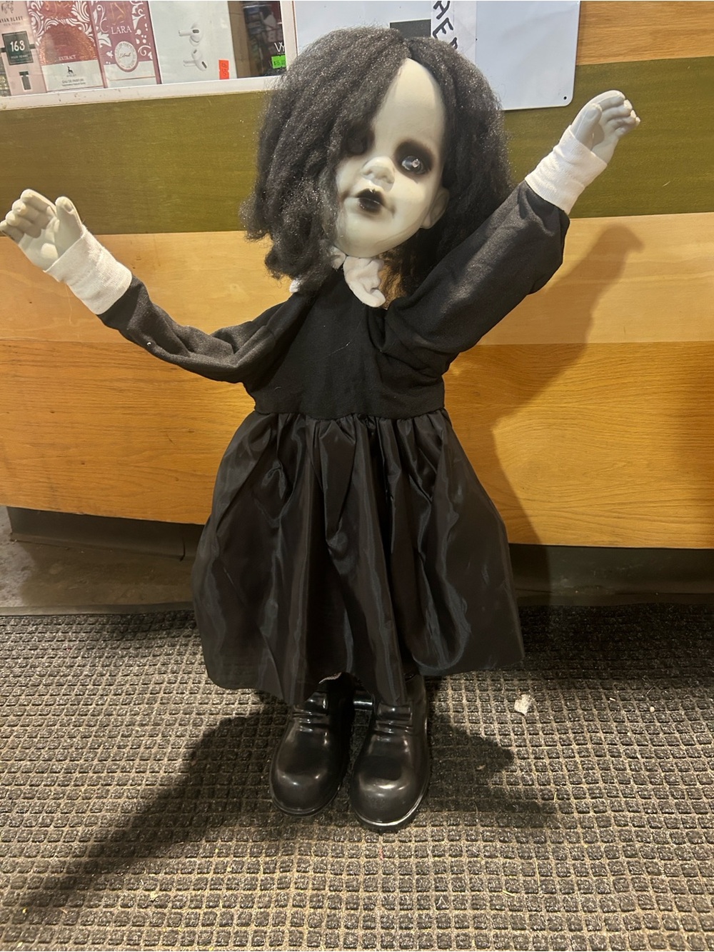 Joyin Halloween Decoration 34" Black Zombie Girl Ghost Animatronics.